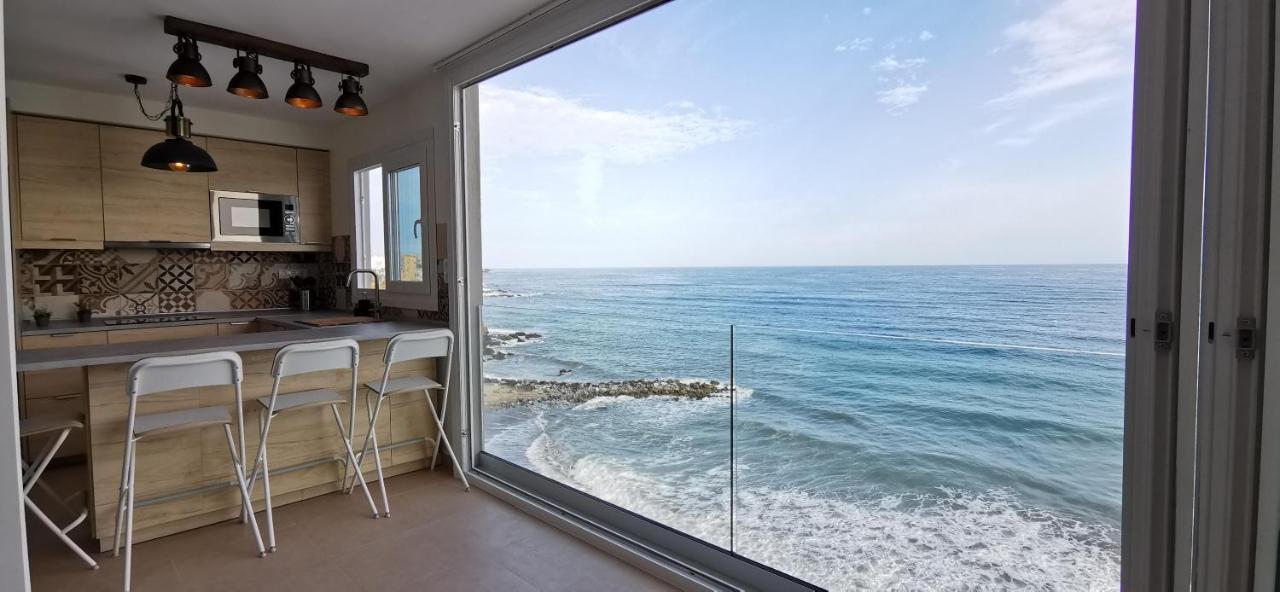 La Perla Cruise Apartment On Private Beach, Modern With Aircon & Wifi Benalmádena Exteriér fotografie