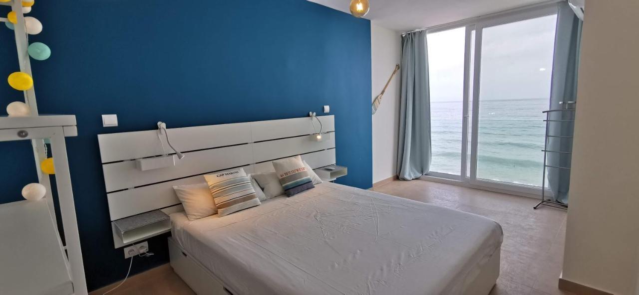 La Perla Cruise Apartment On Private Beach, Modern With Aircon & Wifi Benalmádena Exteriér fotografie